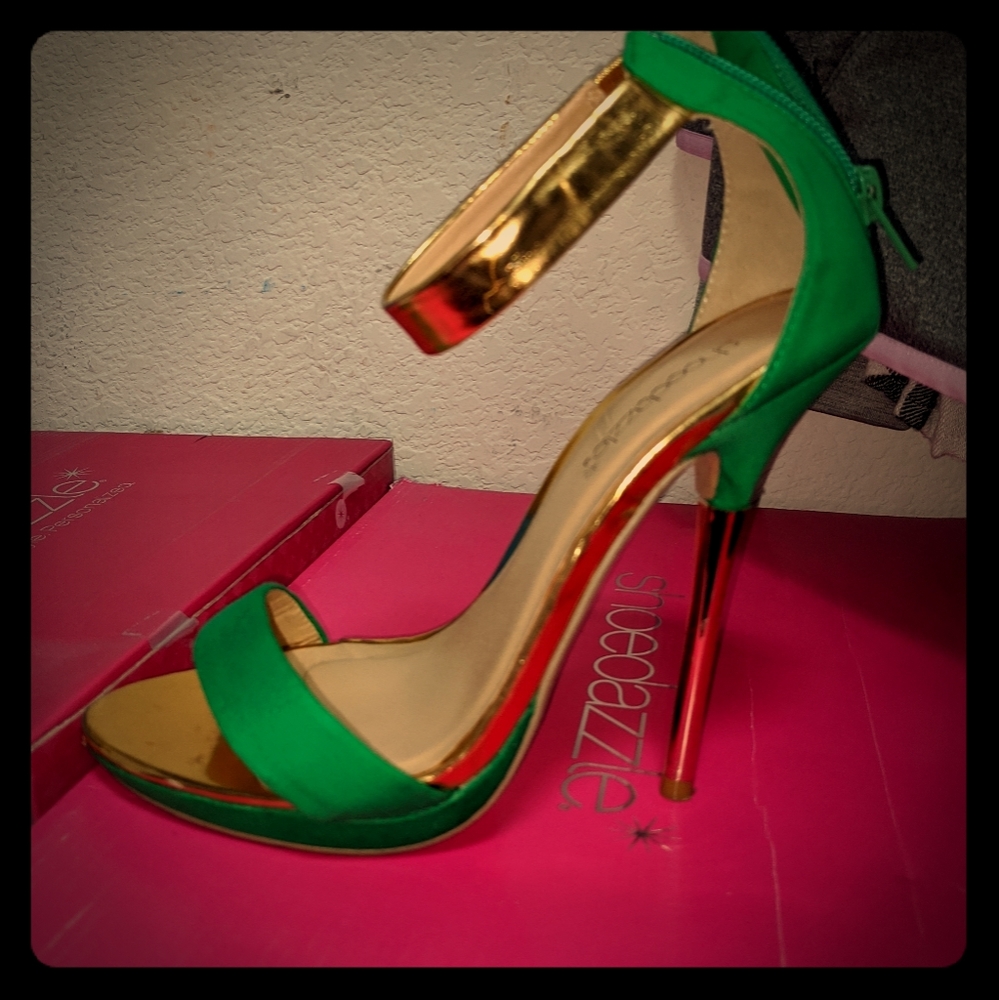 Green & Gold Strapped High Heels